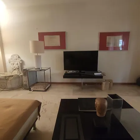 Calm 2br With Pool Balcony *
